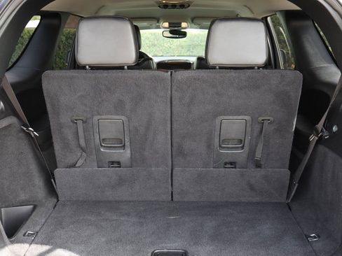 Used 2019 Dodge Durango SXT image 8