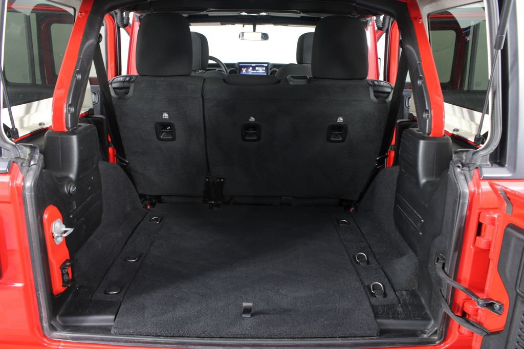 Used 2021 Jeep Wrangler Unlimited Sport AWD/4WD image 16