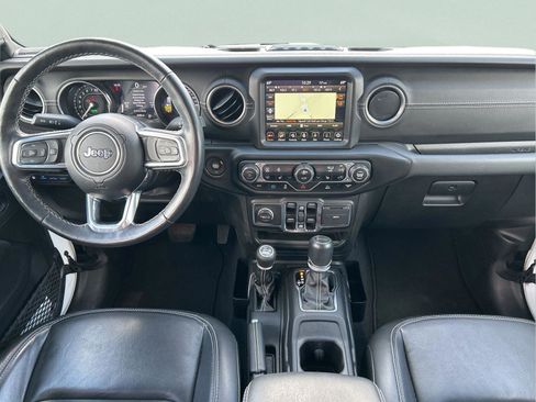 Used 2023 Jeep Wrangler Unlimited Sahara w/ Cold Weather Group image 13