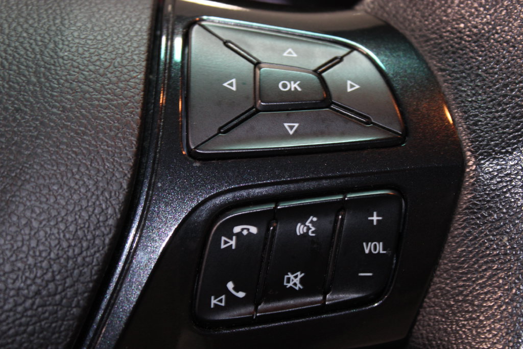 Used 2017 Ford Explorer XLT w/ Equipment Group 202A FWD image 35