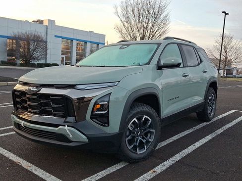 New 2026 Chevrolet Equinox ACTIV w/ Convenience Package III image 3