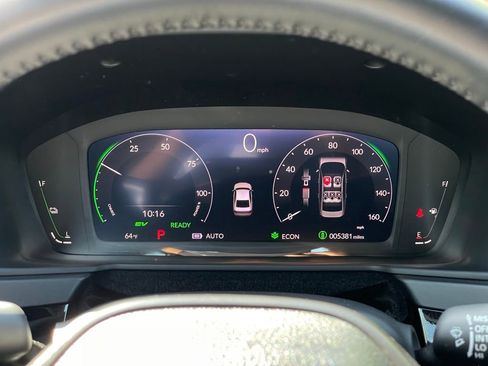 Certified 2025 Honda Accord Sport image 13
