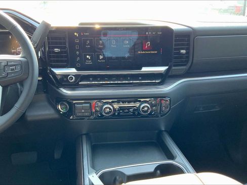 New 2025 GMC Sierra 3500 SLT w/ SLT Premium Package AWD/4WD image 7