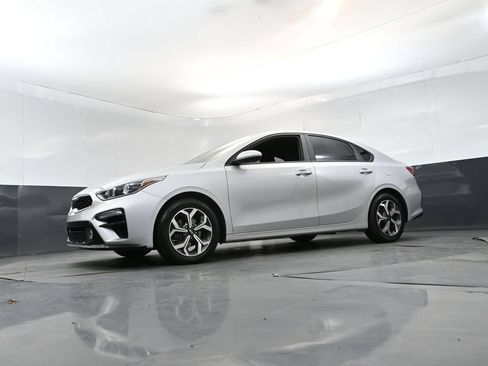 Used 2021 Kia Forte LXS FWD image 20