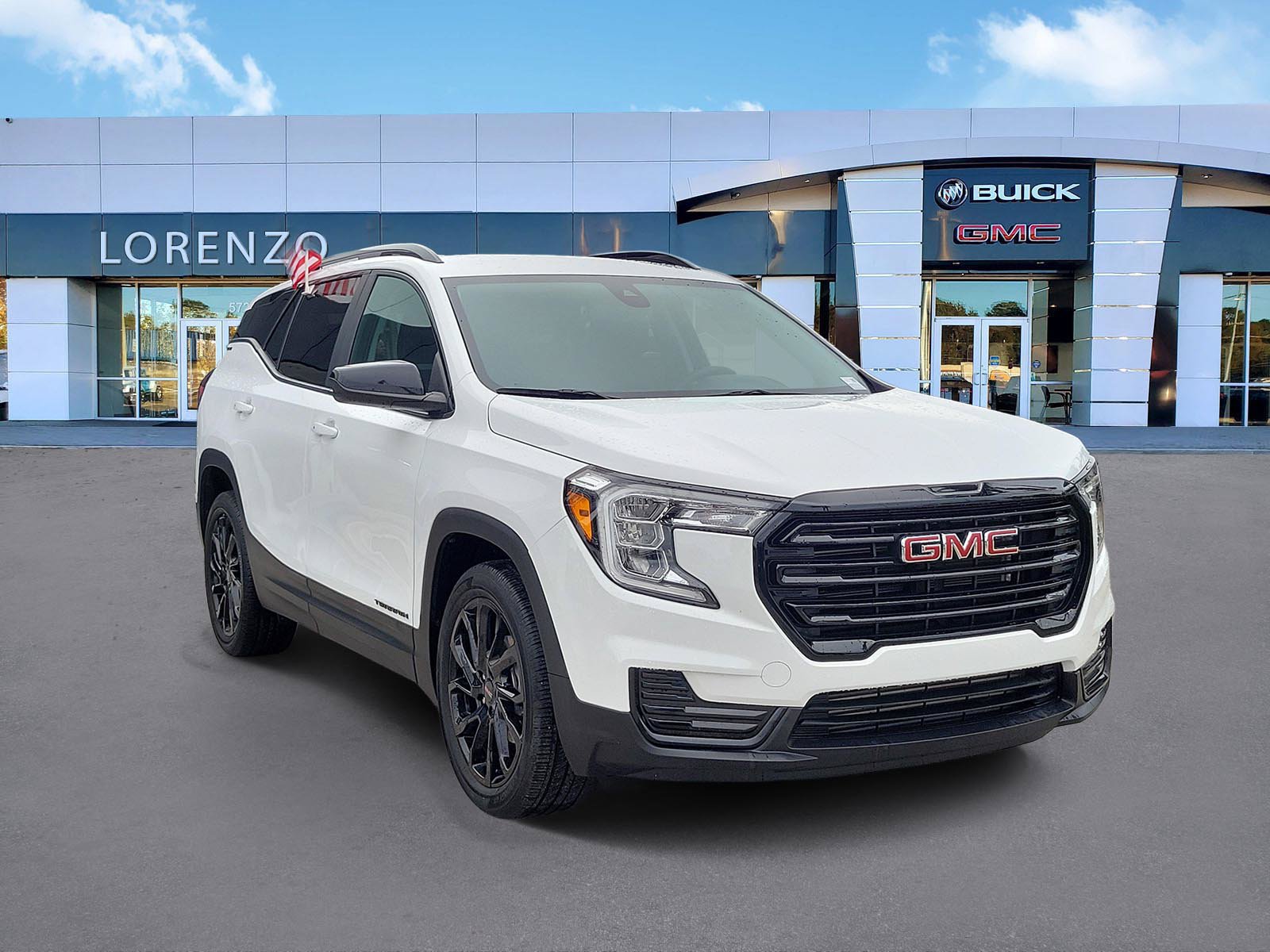 Used 2024 GMC Terrain SLE w/ Driver Convenience Package FWD image 3