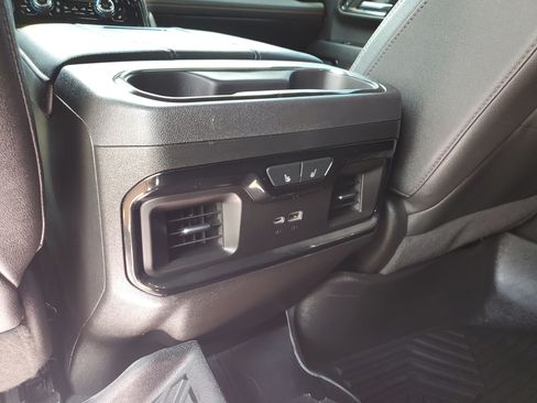Used 2024 GMC Sierra 3500 AT4 w/ AT4 Premium Plus Package AWD/4WD image 13