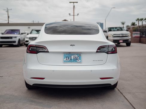 Used 2019 Tesla Model 3 Long Range AWD/4WD image 5