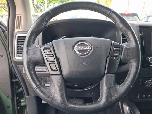 Used 2022 Nissan Frontier SV RWD image 16