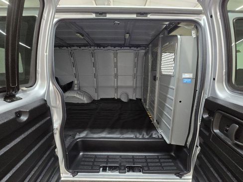 Used 2024 Chevrolet Express 2500 w/ Driver Convenience Package RWD image 15
