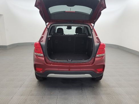 Used 2021 Chevrolet Trax LT w/ Driver Confidence Package FWD image 29