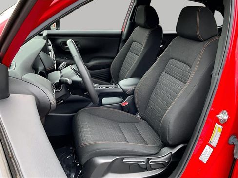 Used 2024 Honda HR-V Sport image 8