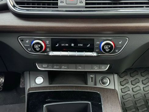 Used 2025 Audi Q5 2.0T Premium Plus w/ Premium Plus Package image 31