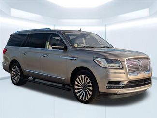 Used 2018 Lincoln Navigator L Reserve w/ Technology Package AWD/4WD video 3