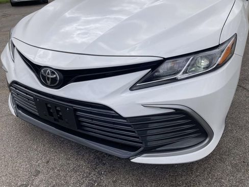Used 2023 Toyota Camry LE w/ Convenience Package image 9
