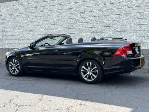 Used 2013 Volvo C70 T5 FWD image 2