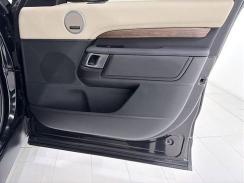 Used 2019 Land Rover Discovery HSE AWD/4WD image 20