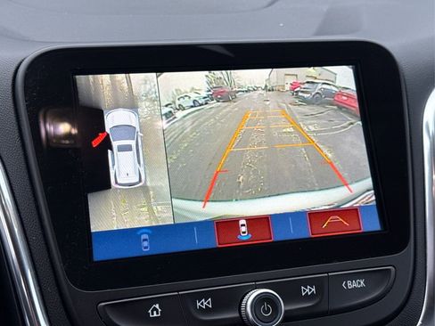 Used 2018 Chevrolet Equinox Premier image 25