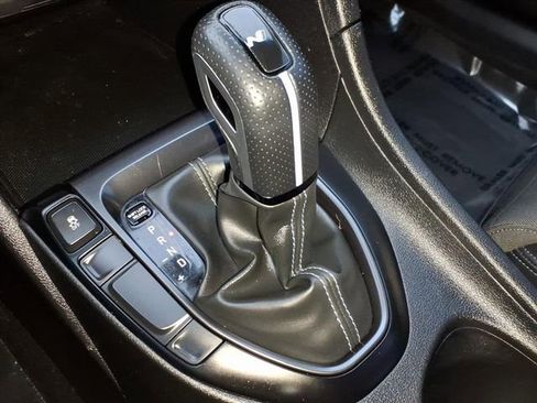 Used 2022 Hyundai Veloster N image 20