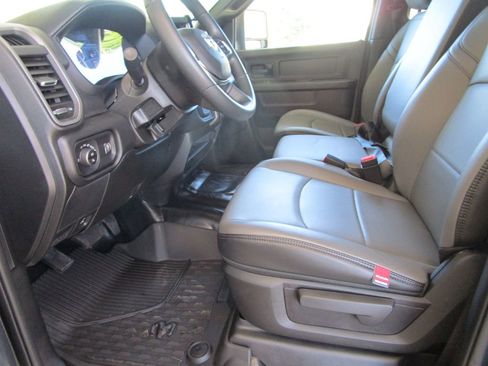 New 2026 RAM 3500 Tradesman AWD/4WD image 30