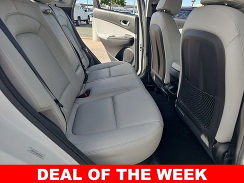 Used 2022 Hyundai Kona Limited image 11