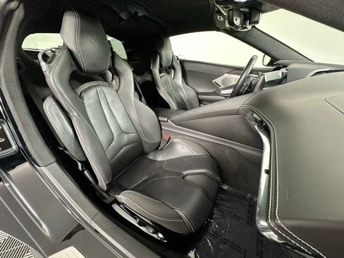 Used 2020 Chevrolet Corvette Stingray Premium Cpe w/ 3LT Preferred Equipment Group image 6