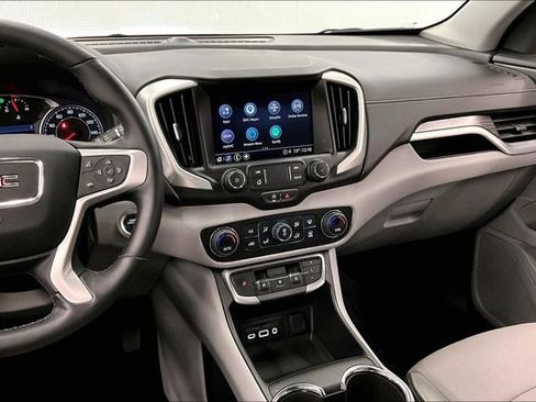 Used 2023 GMC Terrain SLT w/ Tech Package FWD image 7
