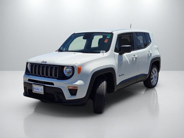 Used 2023 Jeep Renegade Latitude AWD/4WD image 8