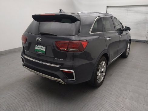 Used 2019 Kia Sorento SX FWD image 9