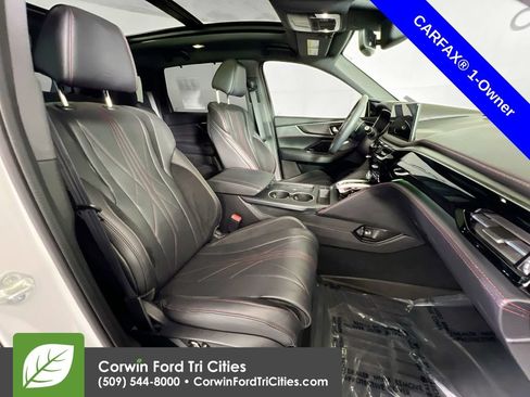 Used 2025 Acura MDX Type S AWD/4WD image 18