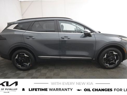 New 2026 Kia Sportage EX image 4