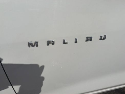 Used 2023 Chevrolet Malibu LT image 10