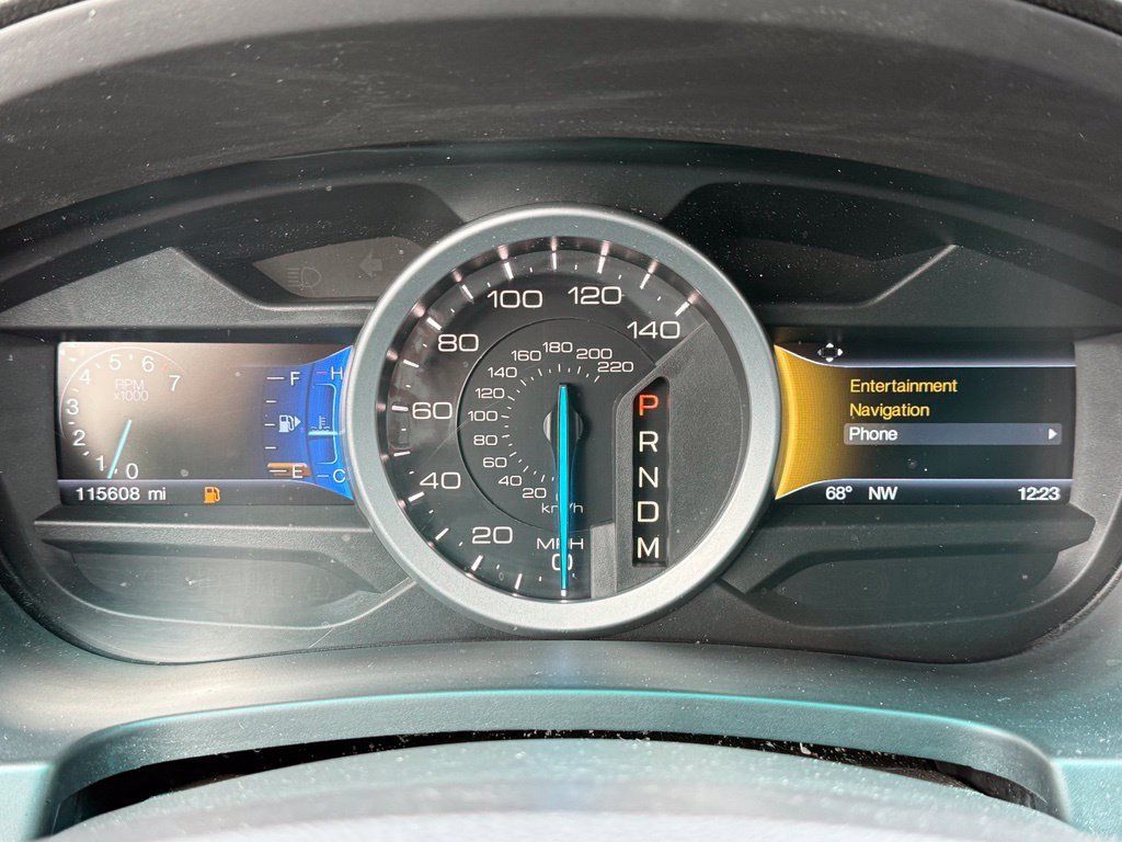 Used 2015 Ford Explorer Limited w/ Equipment Group 302A AWD/4WD image 7