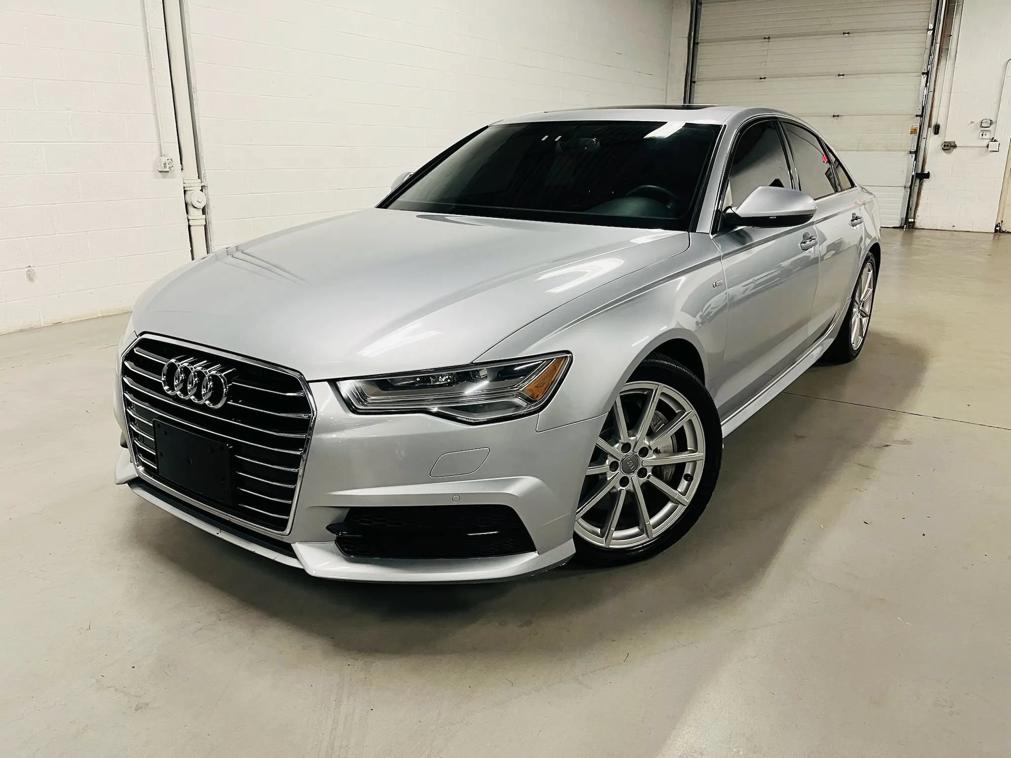 Used 2017 Audi A6 2.0T Premium Plus w/ Premium Plus Package AWD/4WD image 1
