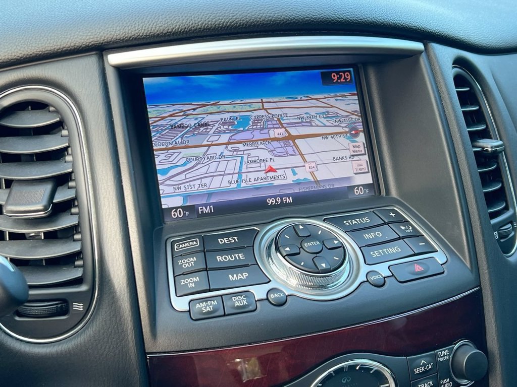 Used 2017 INFINITI QX50 2WD w/ Technology Package image 17