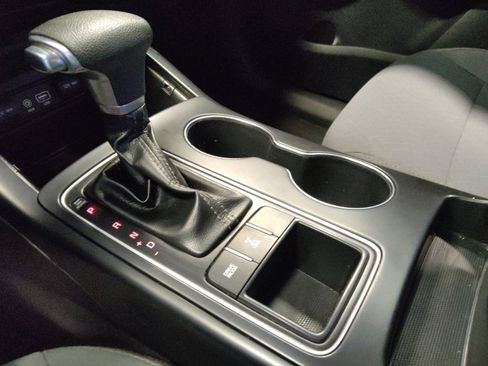 Used 2019 Kia Sorento AWD image 26