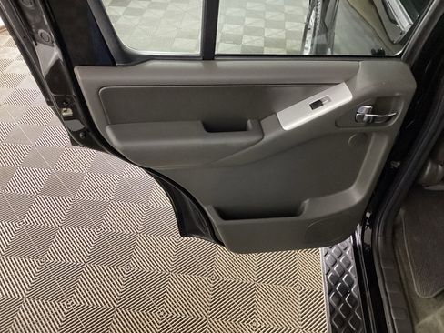 Used 2012 Nissan Pathfinder Silver w/ Protection Pkg AWD/4WD image 16