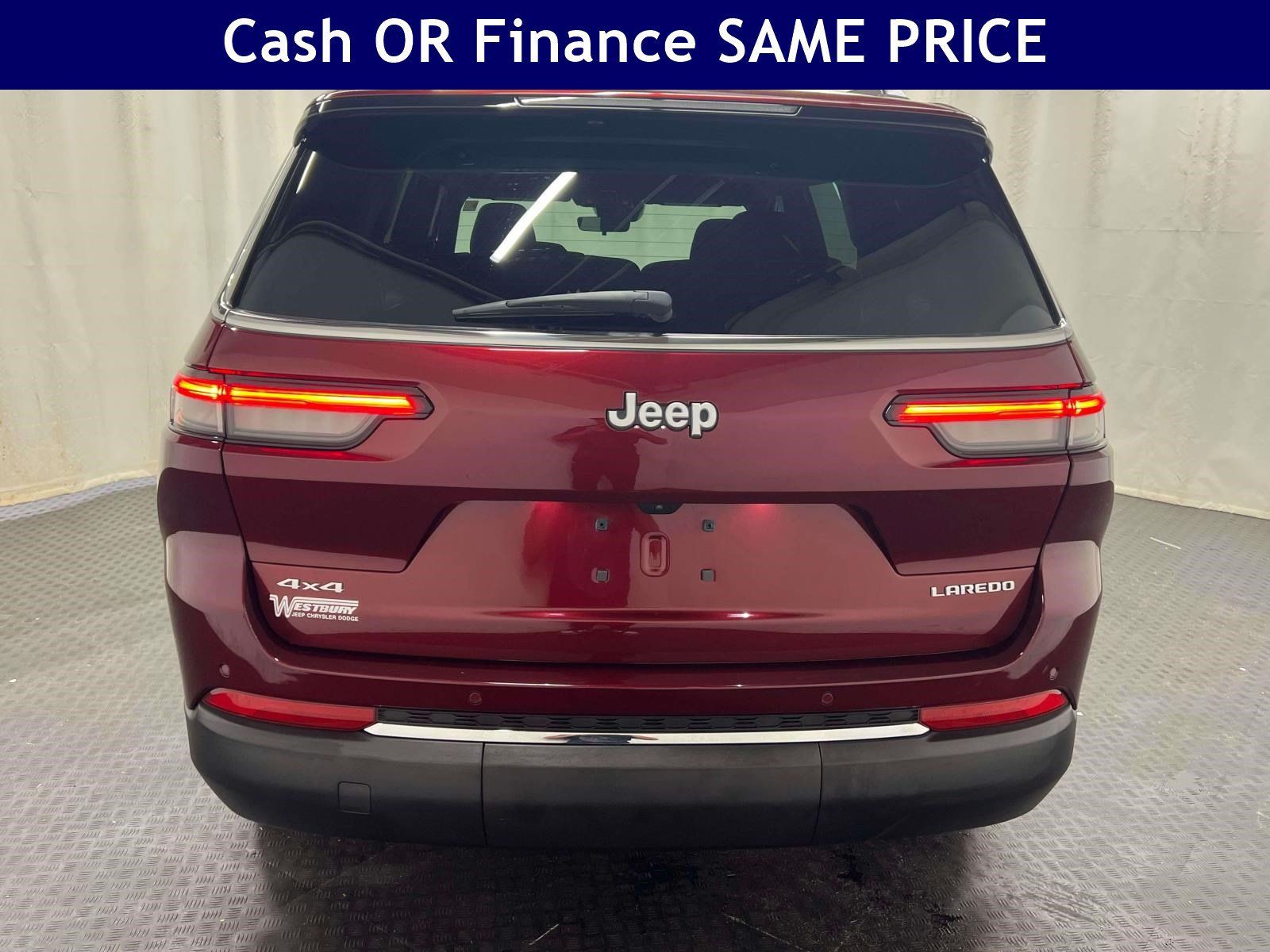Used 2025 Jeep Grand Cherokee L Laredo w/ Luxury Tech Group I AWD/4WD image 7