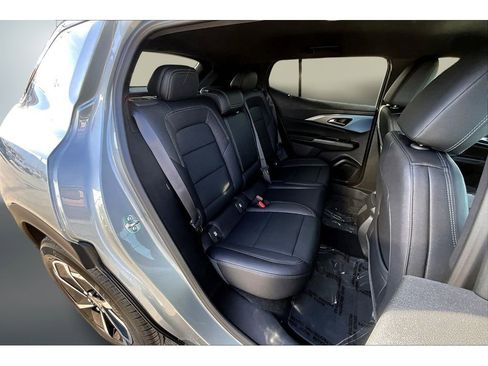 New 2026 Chevrolet Equinox EV LT image 10