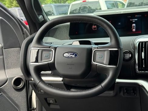 New 2027 Ford Expedition Max Platinum w/ Stealth Performance Package AWD/4WD image 9