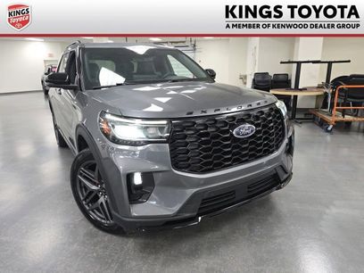 Used 2025 Ford Explorer ST-Line w/ Premium Package