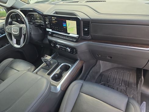 Used 2023 GMC Sierra 1500 SLT w/ SLT Premium Package image 11