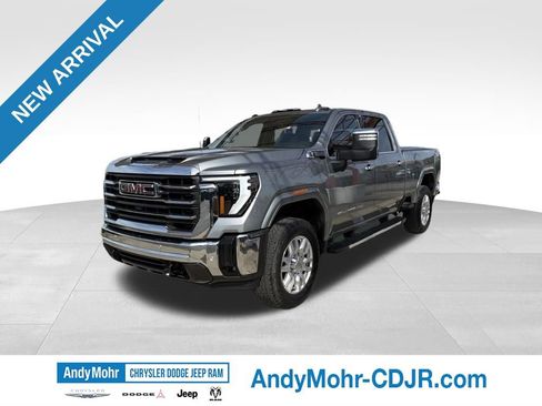 Used 2024 GMC Sierra 2500 SLT w/ SLT Premium Package AWD/4WD image 3