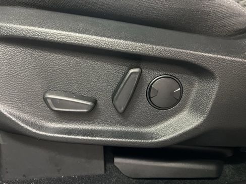 New 2025 Ford Ranger XLT w/ Equipment Group 301A High image 28