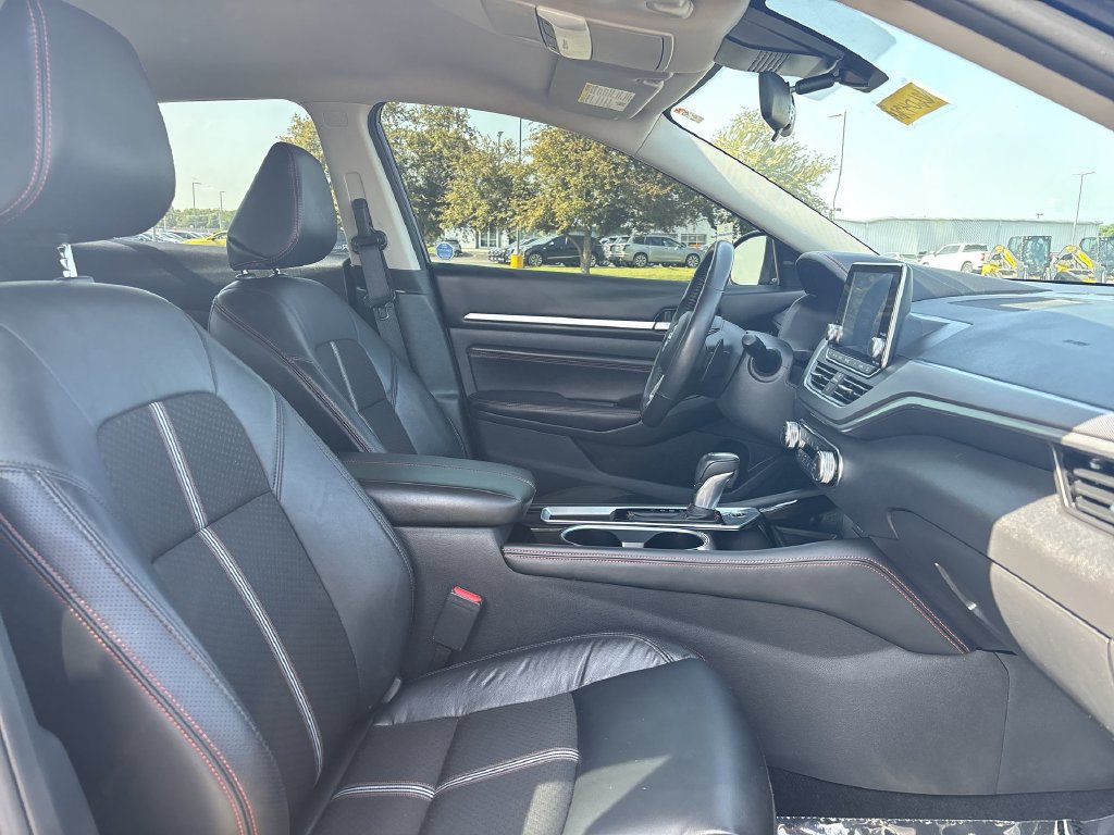 Certified 2023 Nissan Altima 2.5 SR FWD image 19