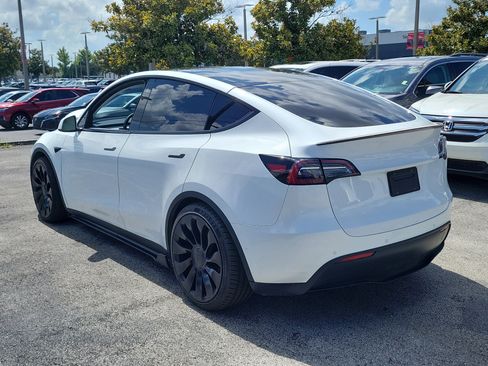 Used 2022 Tesla Model Y Performance AWD/4WD image 8