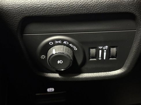 New 2026 Jeep Grand Cherokee L Limited AWD/4WD image 19