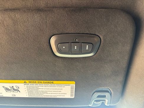 Used 2022 Jeep Grand Wagoneer Series III AWD/4WD image 29