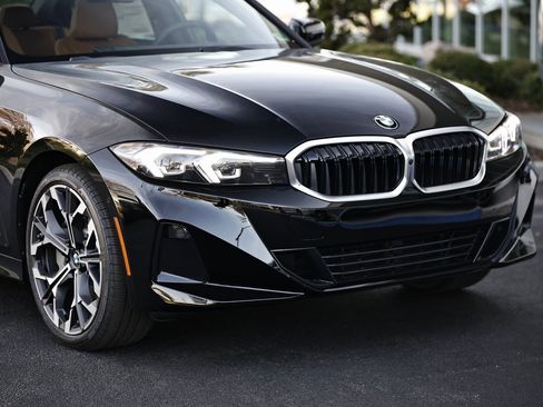 New 2026 BMW 330i Sedan w/ Premium Package image 2