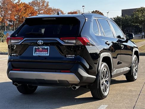 Used 2024 Toyota RAV4 Limited image 4