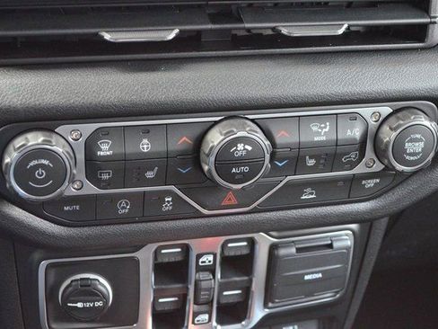 New 2026 Jeep Gladiator Willys image 27